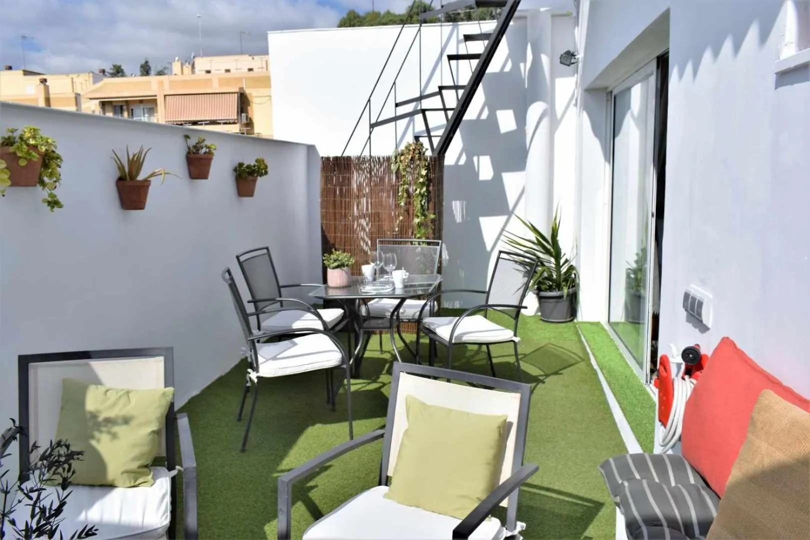 Atico De Arte Banado En Sol Apartment Seville