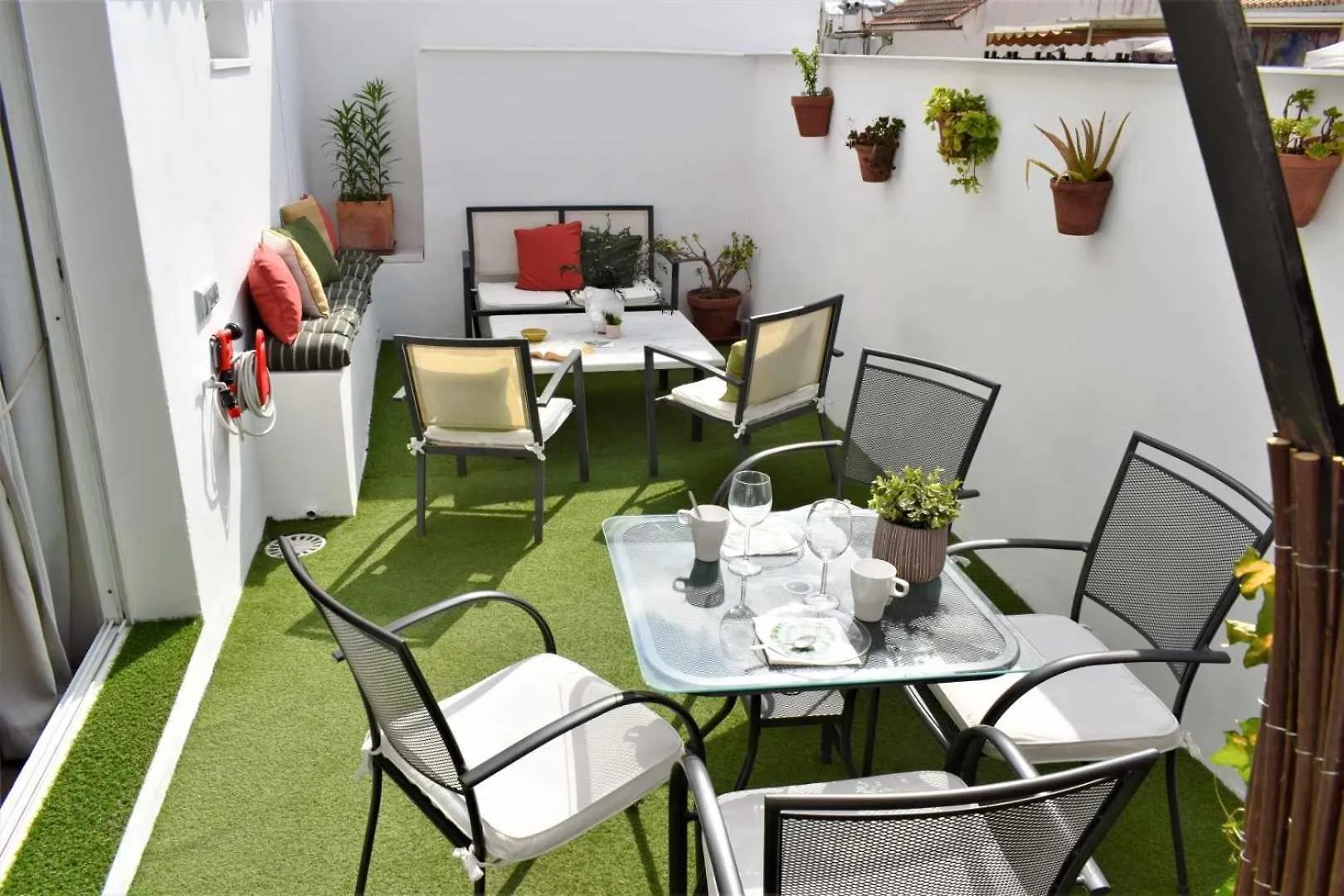 Atico De Arte Banado En Sol Apartment Seville Spain
