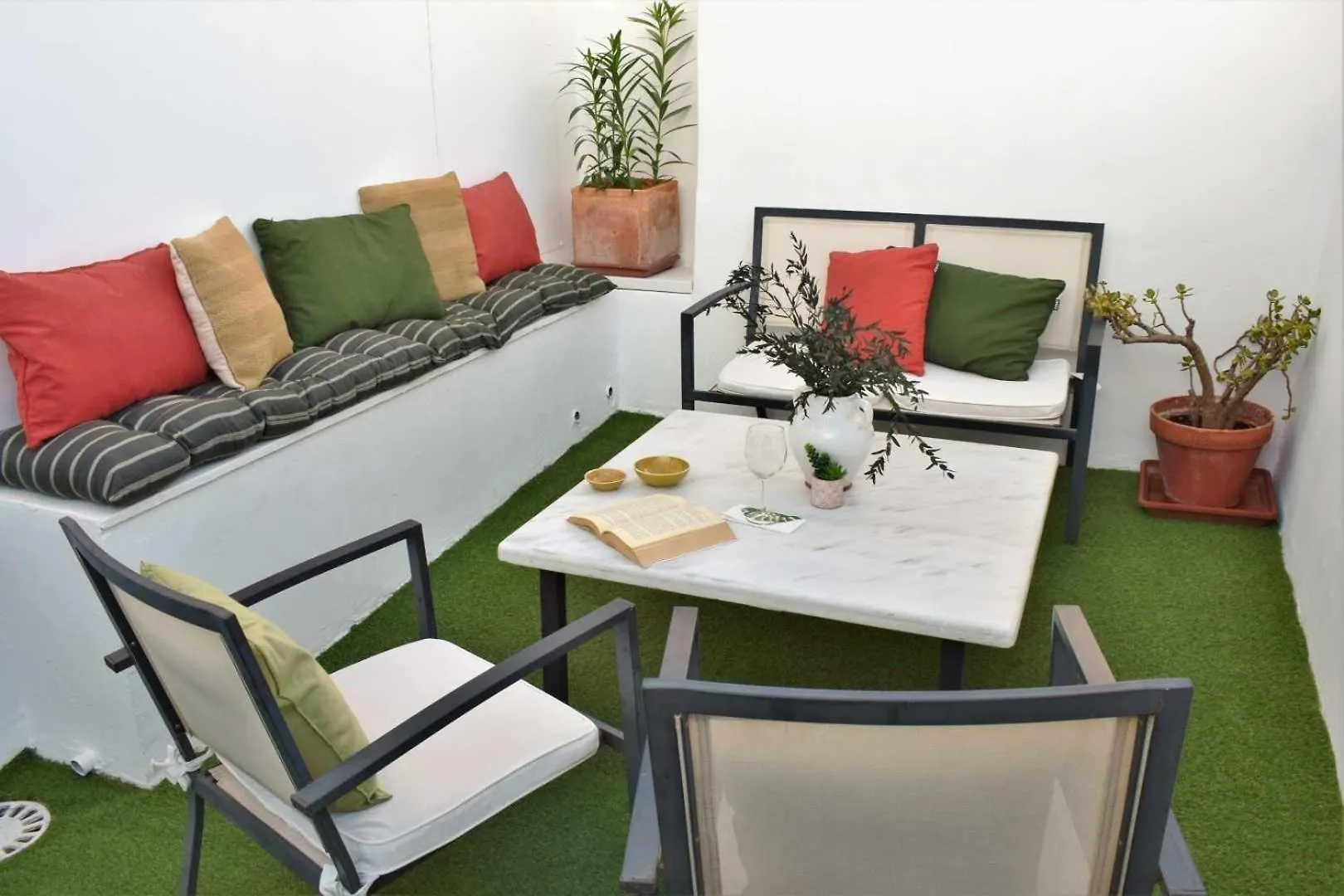 Atico De Arte Banado En Sol Apartment Seville